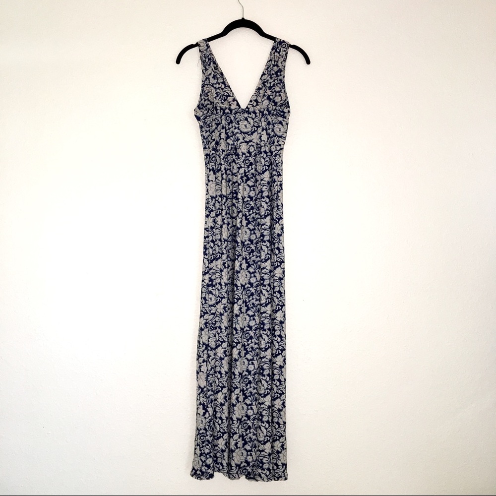 Formal Dress - Picture 3 of 6